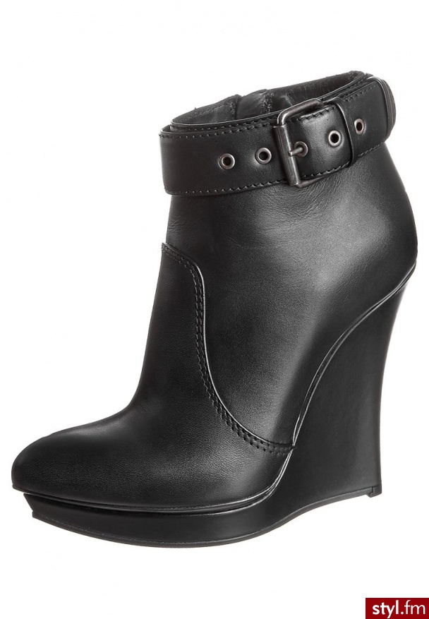 McQ Alexander McQueen Botki na koturnie czarny (322907 R2109) - Botki Buty Moda