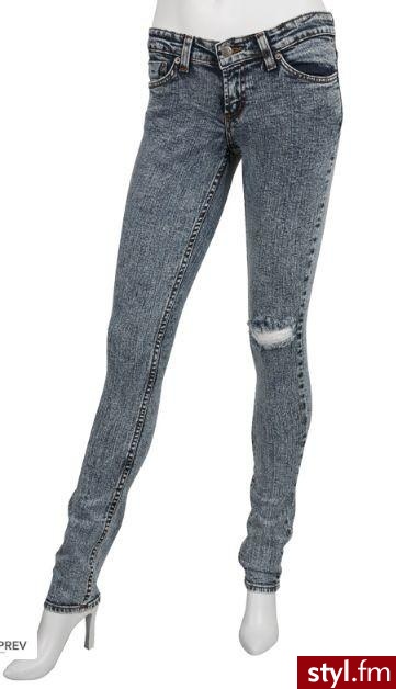 Jet by John Eshaya Busted Knee Skinny Jeans in Acid Wash - Pozostałe Ciuchy Moda