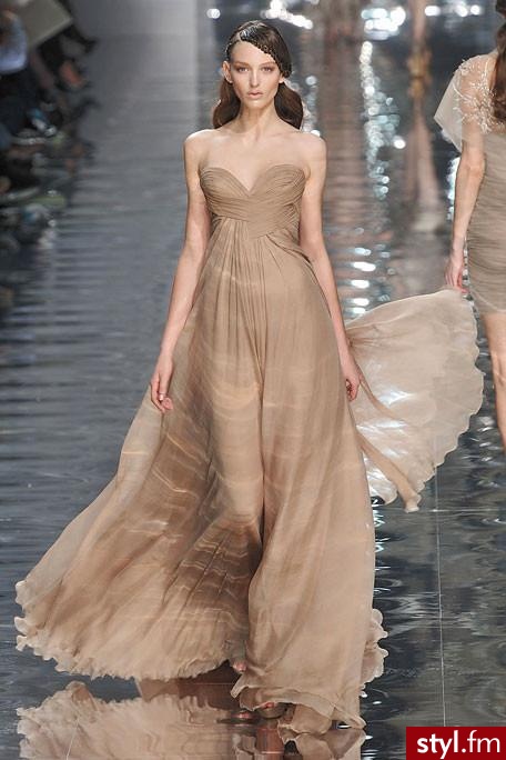 Sukienki Moda
