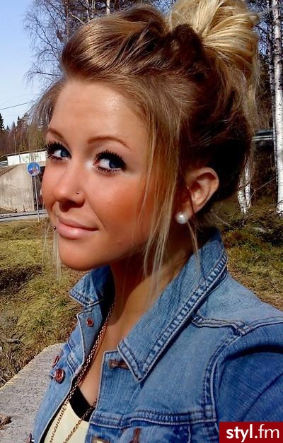 Blond Rozpuszczone Proste Na co dzień Średnie Fryzury