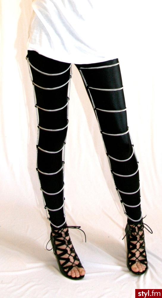 Black Milk. Z łańcuszkiem najlepsze :) - Pozostałe Ciuchy Moda