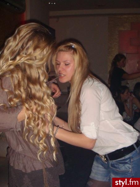 Blond Rozpuszczone Kręcone Na co dzień Długie Fryzury