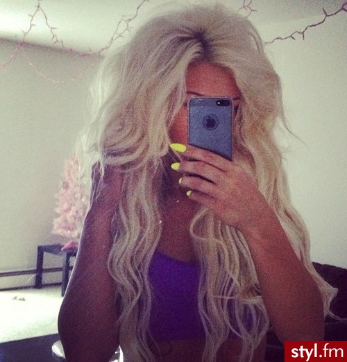 Blond Rozpuszczone Kręcone z grzywką Na co dzień Długie Fryzury