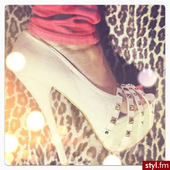 Szpilki Buty Moda