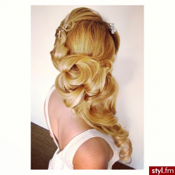 Blond Upięcie Kręcone Ślubne Długie Fryzury