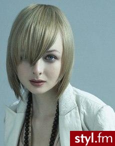 Średnie Fryzury