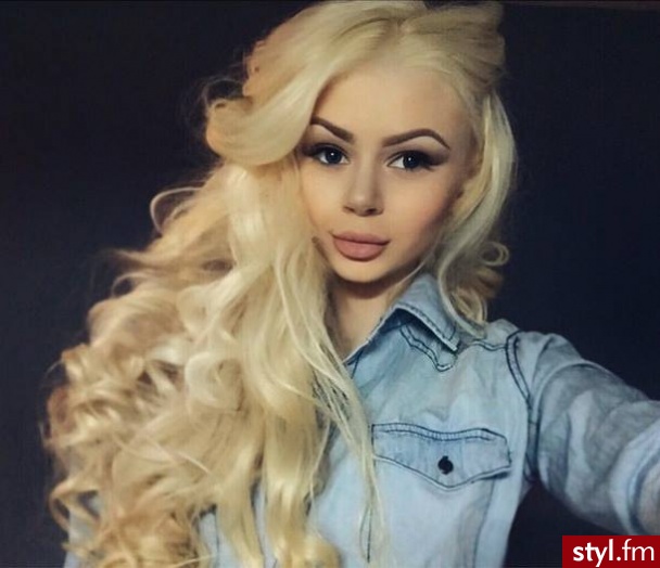 Blond Rozpuszczone Kręcone Na co dzień Długie Fryzury