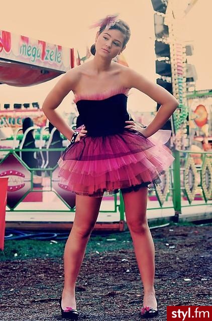HONEY :D. myspace.com/SkarbekHonorata

zapraszam ;) - Pozostałe Ciuchy Moda
