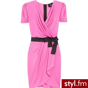 Satynowa sukienka . ; )) - Pozostałe Ciuchy Moda