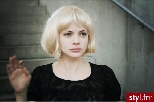 Blond Rozpuszczone Proste Na co dzień Krótkie Fryzury