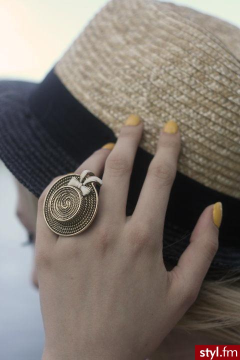 Sukienki Moda