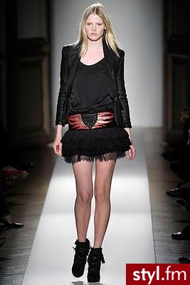Jeżeli zdjęcie znajduje się już w galerii poproszę o link - Pozostałe Ciuchy Moda