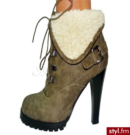 Pozostałe Buty Moda