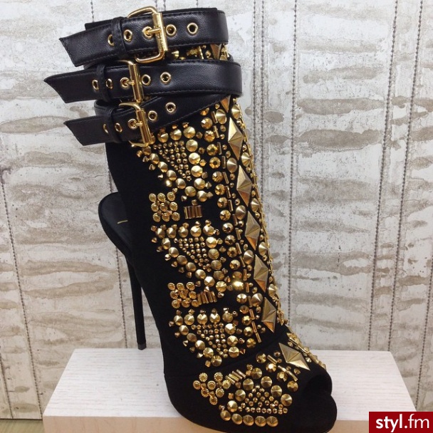 Szpilki Buty Moda