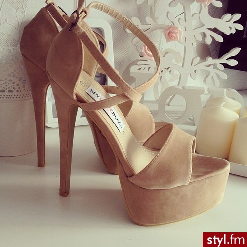 Szpilki Buty Moda