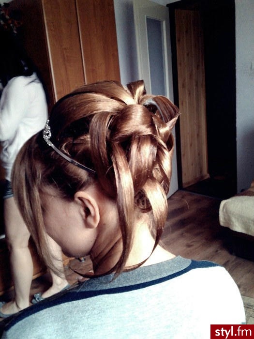 Blond Upięcie Proste Ślubne Średnie Fryzury