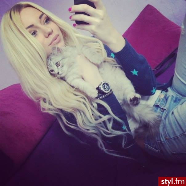 Blond Rozpuszczone Kręcone Na co dzień Długie Fryzury