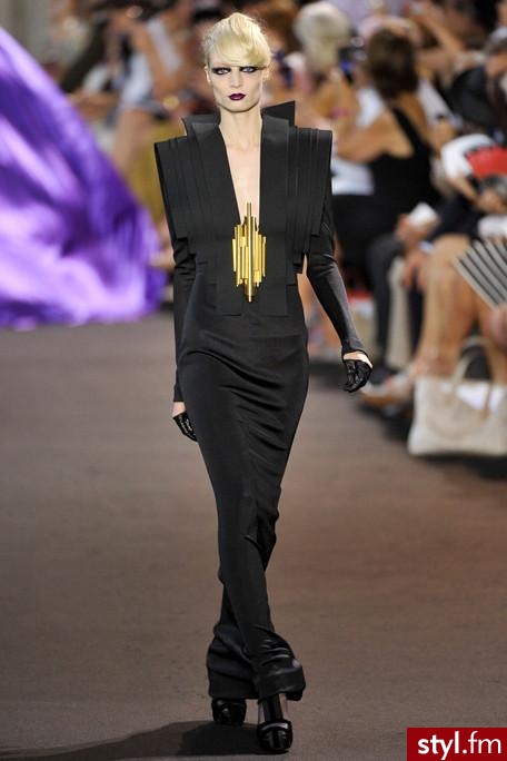 Sukienki Moda