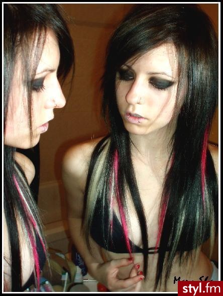 EMO Alternatywne Średnie Fryzury
