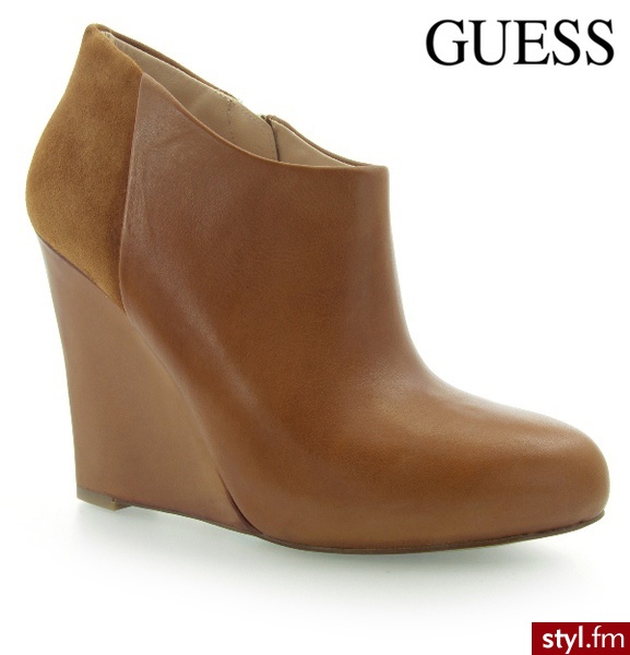 Guess DAWSYN SHOOTIE ANKLE BOOT COGNAC - Botki Buty Moda