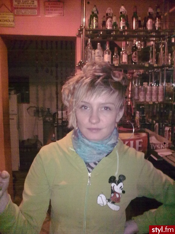 Średnie Fryzury