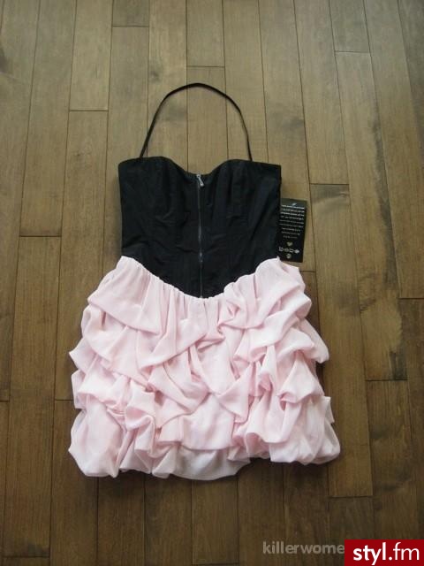 Sukienki Moda