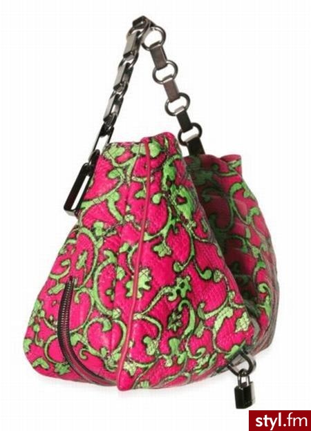Torba Marc Jacobs

Torbę można kupić w internetowym sklepie LuisaViaRoma. Kosztuje 1115 euro. - Pozostałe Torebki Moda