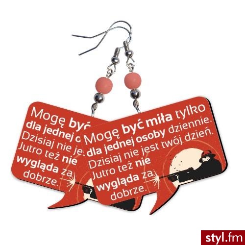 Kolczyki w kształcie dymka inspirowane komiksem. http://modnydesign.pl/pl/p/Dymki/6612 - Kolczyki Biżuteria Moda