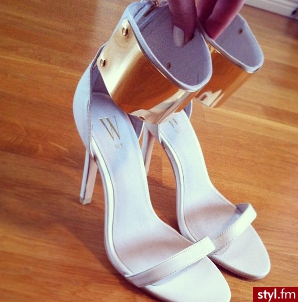 Szpilki Buty Moda