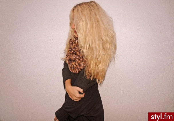 Blond Rozpuszczone Kręcone Na co dzień Długie Fryzury