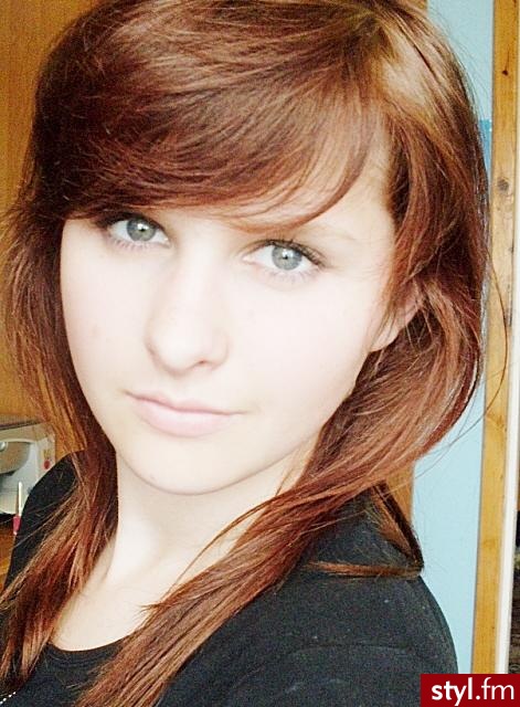 Średnie Fryzury