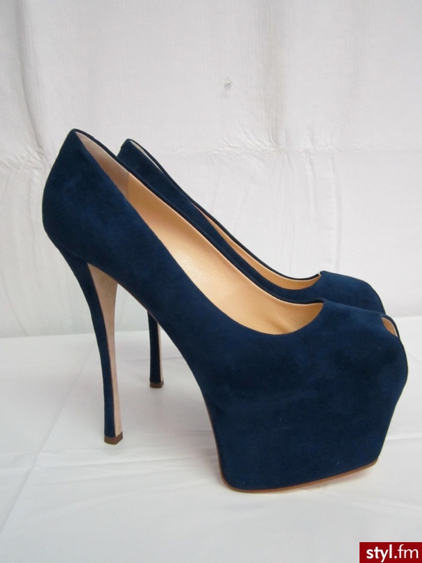 Szpilki Buty Moda