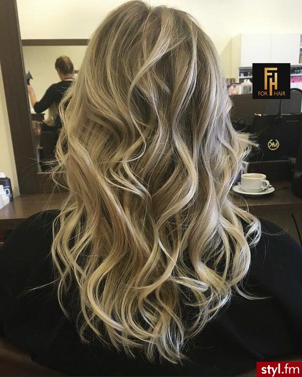 http://forhairsobieski.pl/ SOMBRE OLAPLEX WARSZAWA DOBRY FRYZJER - Średnie Fryzury