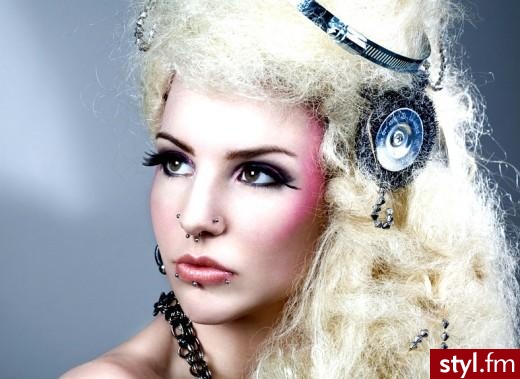 Blond Rozpuszczone Kręcone Na co dzień Długie Fryzury