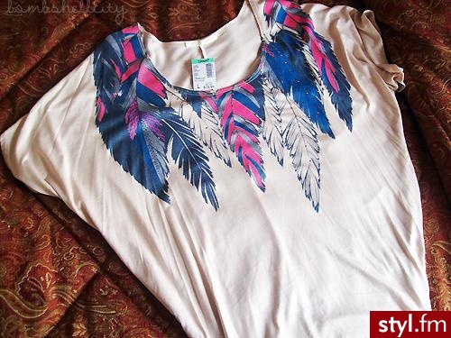 feathers - Bluzki Ciuchy Moda