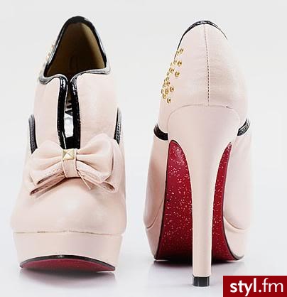 Pozostałe Buty Moda