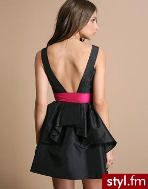 Jeżeli zdjęcie znajduje się już w galerii poproszę o link - Pozostałe Ciuchy Moda