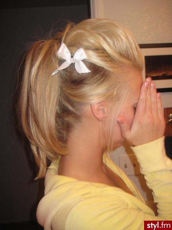 Blond Kok Proste Na co dzień Średnie Fryzury