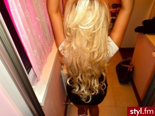 Blond Rozpuszczone Kręcone Na co dzień Długie Fryzury