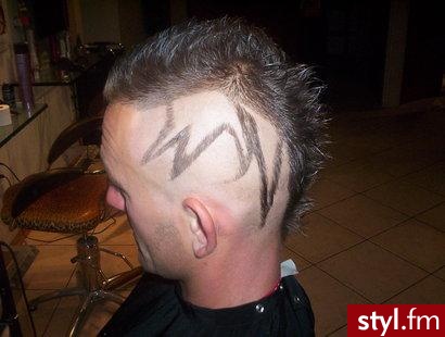 Twórczość: Patryk Kubasiński Fryzjer-stylista L'Oreal Expert Professionell - Punk Rock Alternatywne Średnie Fryzury