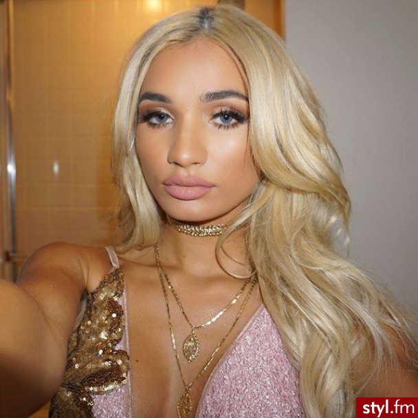 Blond Rozpuszczone Kręcone Na co dzień Długie Fryzury