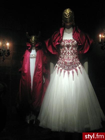 Sukienki Moda