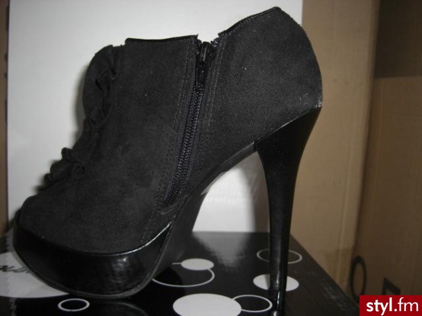 Pozostałe Buty Moda