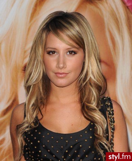 Ashley Tisdale - Długie Fryzury
