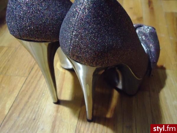 Szpilki Buty Moda