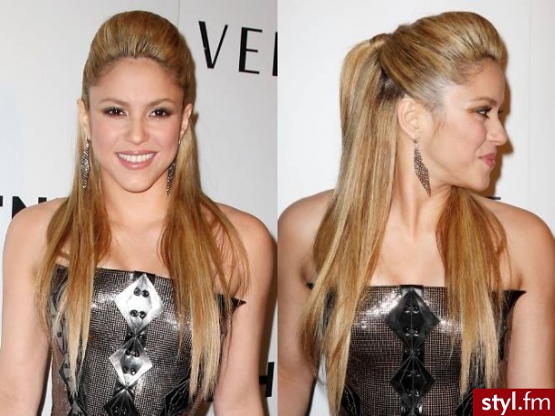 Shakira - Blond Upięcie Proste Fryzury gwiazd Długie Fryzury