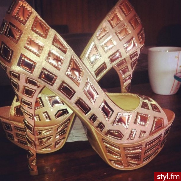 Szpilki Buty Moda