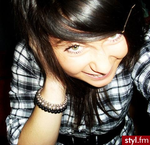 Średnie Fryzury