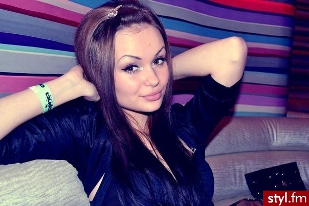 Średnie Fryzury