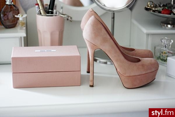 Szpilki Buty Moda